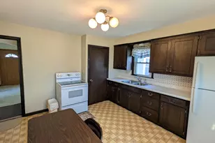 9435 W Lisbon Ave, Milwaukee, WI 53222 - Photo 17