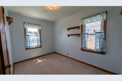 9435 W Lisbon Ave, Milwaukee, WI 53222 - Photo 15