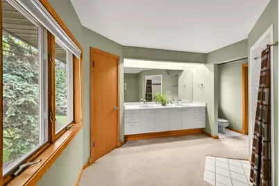 13320 W North Ln, New Berlin, WI 53151 - Photo 21
