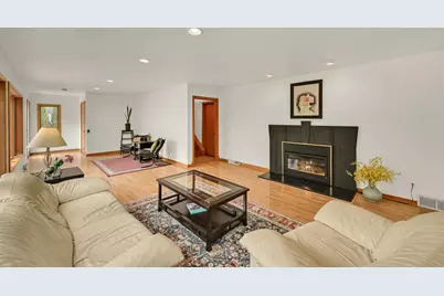 13320 W North Ln, New Berlin, WI 53151 - Photo 13