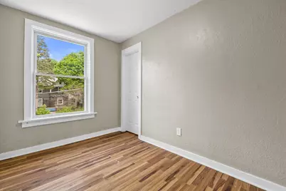 1613  Taylor Ave, Racine, WI 53403 - Photo 35