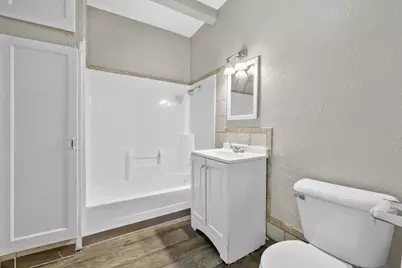 1613  Taylor Ave, Racine, WI 53403 - Photo 25