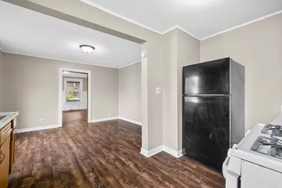 1613  Taylor Ave, Racine, WI 53403 - Photo 9