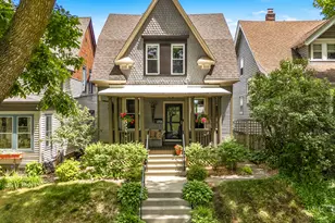 2726 N Bartlett Ave, Milwaukee, WI 53211 - Photo 33