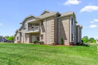 6924 S Rolling Meadows Ct, Oak Creek, WI 53154 - Photo 29