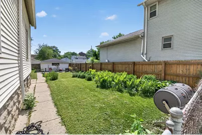 2832 S Burrell St, Milwaukee, WI 53207 - Photo 21
