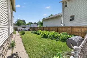 2832 S Burrell St, Milwaukee, WI 53207 - Photo 21