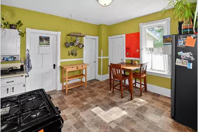 2832 S Burrell St, Milwaukee, WI 53207 - Photo 7
