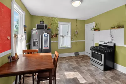 2832 S Burrell St, Milwaukee, WI 53207 - Photo 9