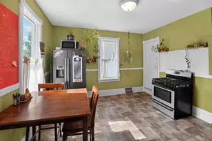 2832 S Burrell St, Milwaukee, WI 53207 - Photo 9