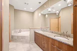 7513 W Tuckaway Pines Cir, Franklin, WI 53132 - Photo 19