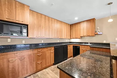 7513 W Tuckaway Pines Cir, Franklin, WI 53132 - Photo 25