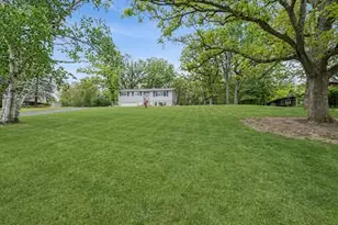 W6086 Water Tower Pl, Walworth, WI 53184 - Photo 19