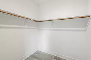 234 E Brown St, Milwaukee, WI 53212 - Photo 13
