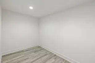 234 E Brown St, Milwaukee, WI 53212 - Photo 19