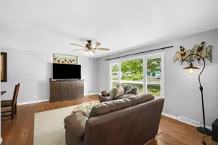8001 W Whitaker Ave, Greenfield, WI 53220 - Photo 5
