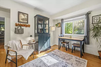 7035 N Rockledge Ave, Glendale, WI 53209 - Photo 13