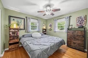 7035 N Rockledge Ave, Glendale, WI 53209 - Photo 19