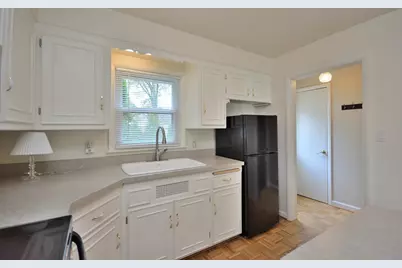 122 N Maple Ter, Oconomowoc, WI 53072 - Photo 15
