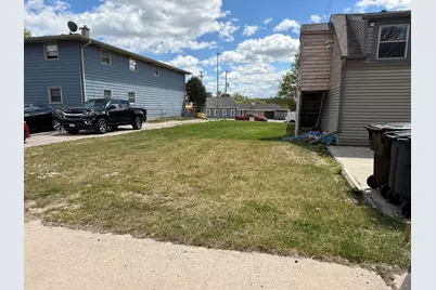 Lot 7 W Howard Ave, Greenfield, WI 53221 - Photo 3