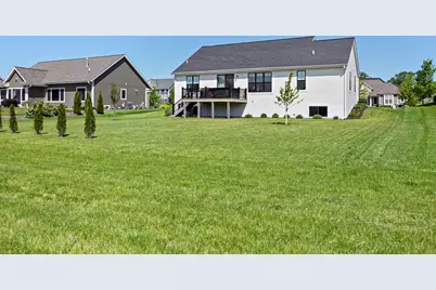 W223N4688  Seven Oaks Dr, Pewaukee, WI 53072 - Photo 31