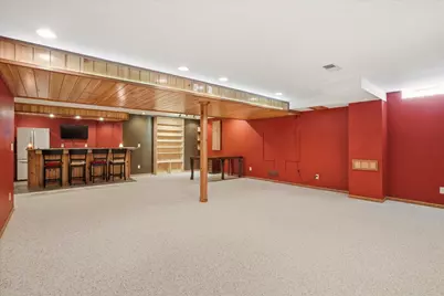 944  Bluebird Ct, Hartford, WI 53027 - Photo 39