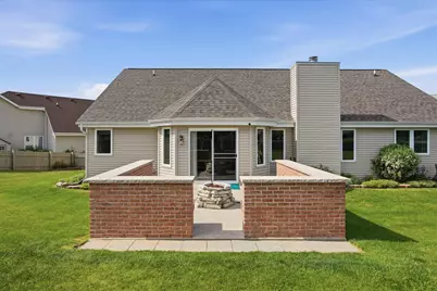 944  Bluebird Ct, Hartford, WI 53027 - Photo 41
