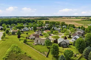 944 Bluebird Ct, Hartford, WI 53027 - Photo 47