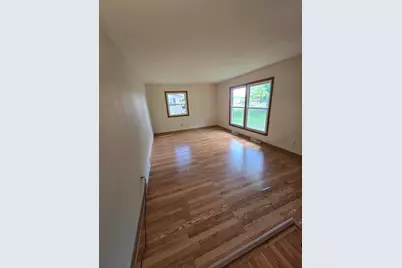 447 S Woodland Dr, Whitewater, WI 53190 - Photo 7