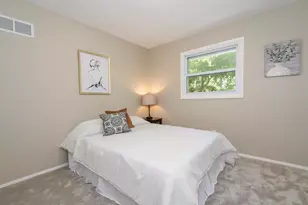 1717 Sunset Ridge Dr, West Bend, WI 53090 - Photo 17