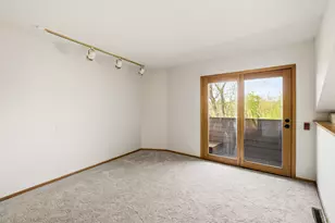N89W16327 Main St, Menomonee Falls, WI 53051 - Photo 11