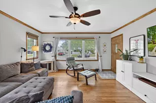 373 Garfield St, Burlington, WI 53105 - Photo 3