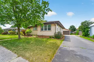 373 Garfield St, Burlington, WI 53105 - Photo 23