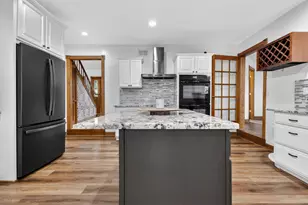S1W31448 Hickory Hollow Ct, Delafield, WI 53018 - Photo 17