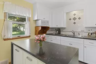 1420 Neenah St, Watertown, WI 53094 - Photo 9