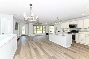 3663 E Obrien Rd, Oak Creek, WI 53154 - Photo 17