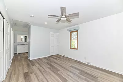 3663 E Obrien Rd, Oak Creek, WI 53154 - Photo 21