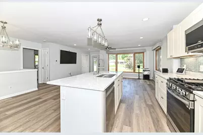 3663 E Obrien Rd, Oak Creek, WI 53154 - Photo 15