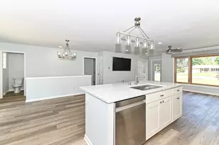 3663 E Obrien Rd, Oak Creek, WI 53154 - Photo 17