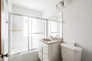 2940 N 73rd St, Milwaukee, WI 53210 - Photo 9