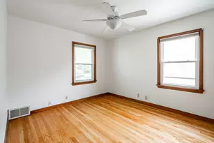 2940 N 73rd St, Milwaukee, WI 53210 - Photo 13