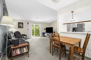 n110w16973 Ashbury Cir, Germantown, WI 53022 - Photo 5