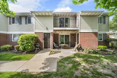 N110W16973  Ashbury Cir #7, Germantown, WI 53022 - Photo 1