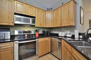 N74W13737 Appleton Ave, Menomonee Falls, WI 53051 - Photo 13