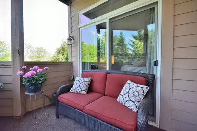 N74W13737  Appleton Ave #116, Menomonee Falls, WI 53051 - Photo 11