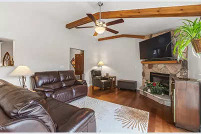 N98W17973  Bramblewood Ct, Germantown, WI 53022 - Photo 13