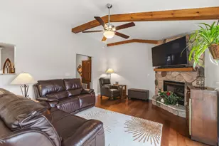 N98W17973 Bramblewood Ct, Germantown, WI 53022 - Photo 13