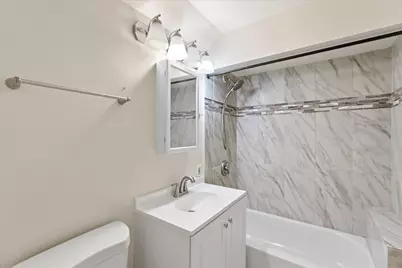 4872 N 40th St, Milwaukee, WI 53209 - Photo 5