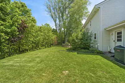720 W Clovernook Ln, Glendale, WI 53217 - Photo 39