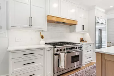815 E Birch Ave, Whitefish Bay, WI 53217 - Photo 13
